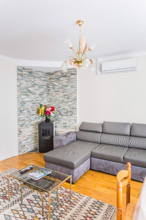 Les Rosiers - Maison Avec Jacuzzi Brive-la-Gaillarde Exteriér fotografie